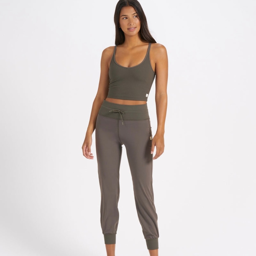 Daily Jogger in Oregano